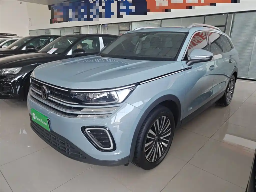 Range Rover 2023 330TSI Luxury Touring Edition