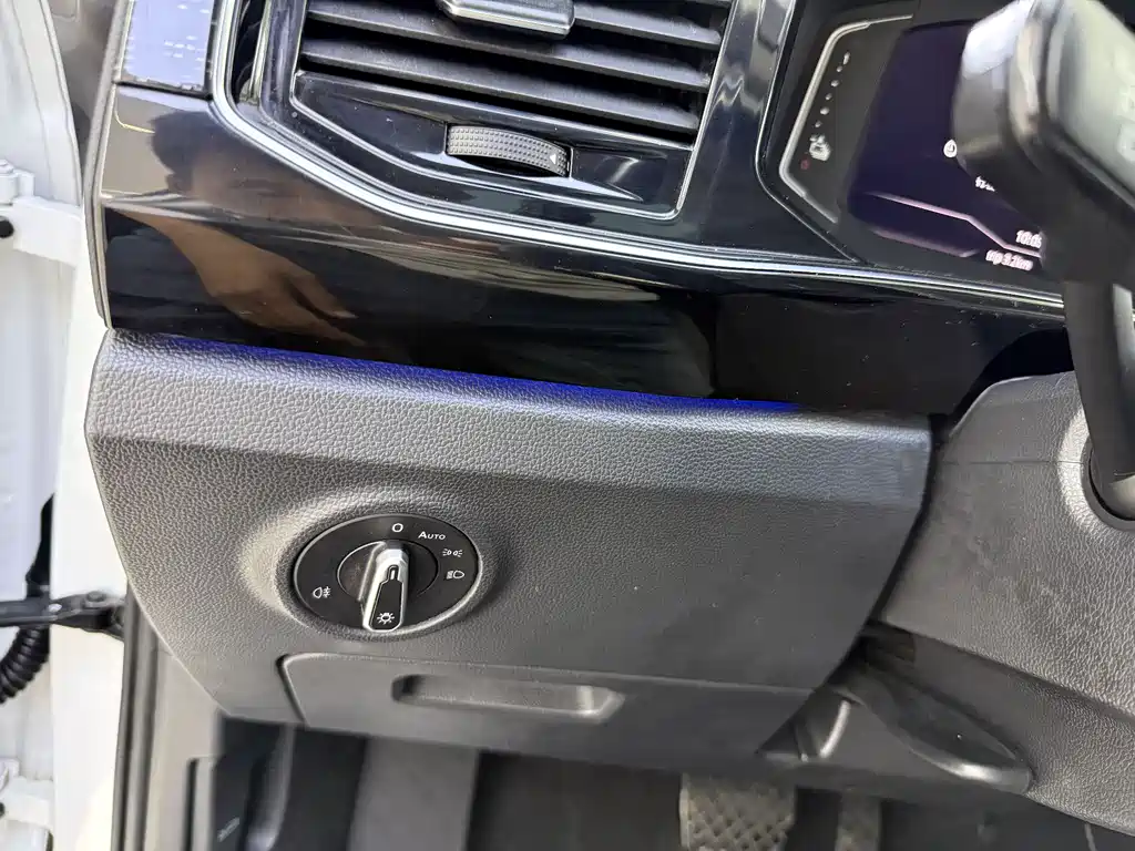 Фото машины 24