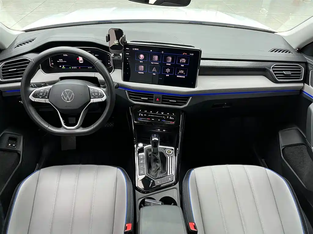 Фото машины 24