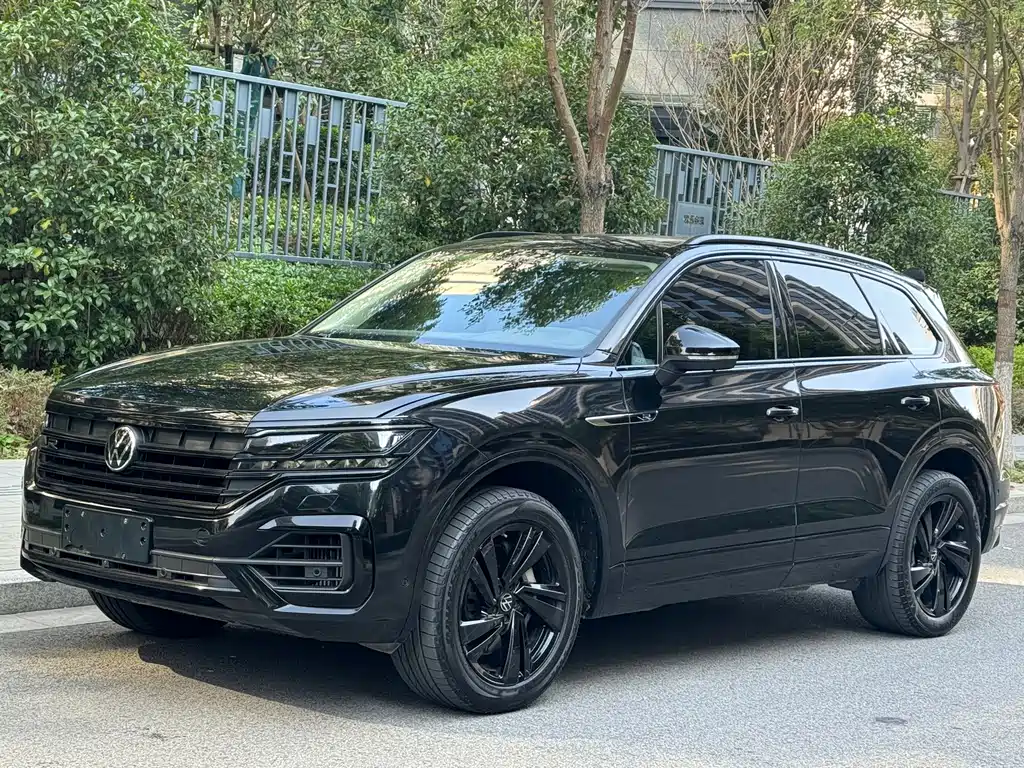Touareg 2023 3.0 TSI Sharp Edition Yao Black Sports Suit