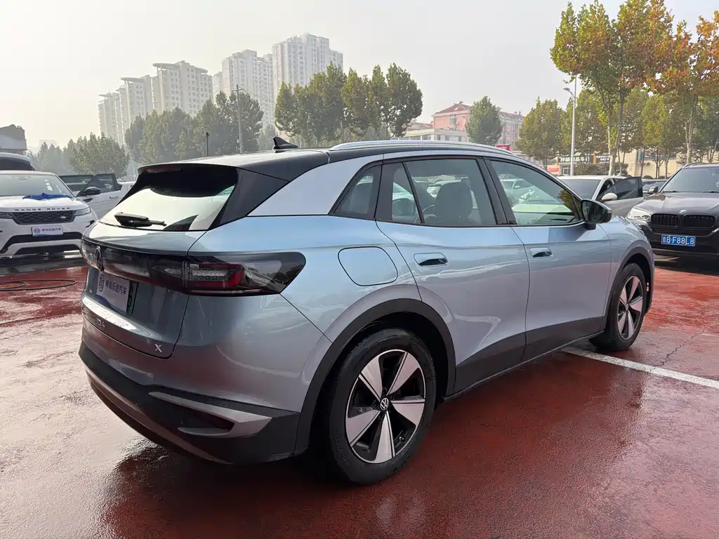 ID.4 X 2025 smart models Pure Smart Edition