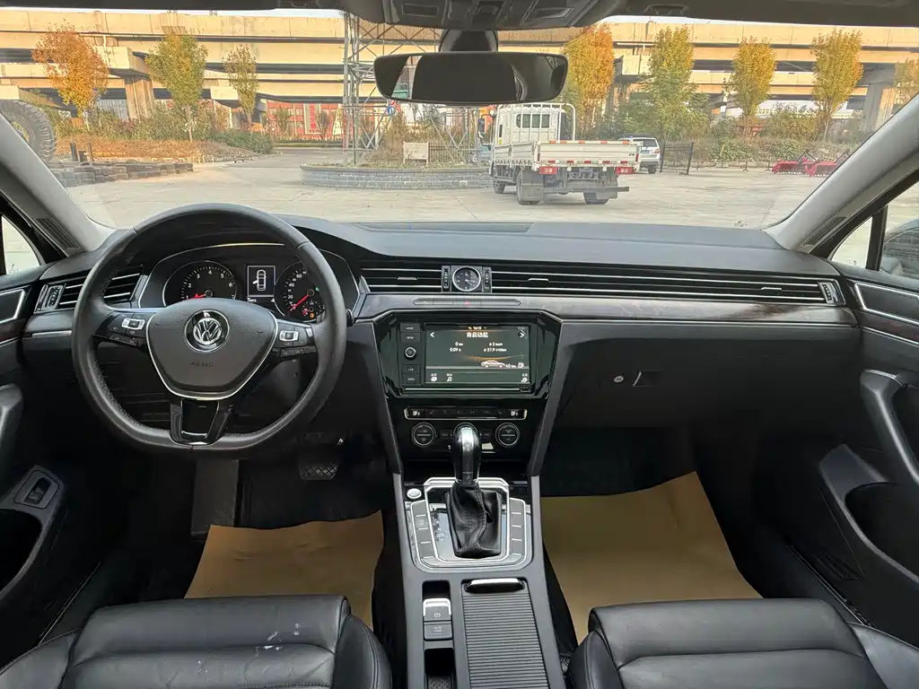 Magotan 2019 330TSI DSG Luxury Country VI