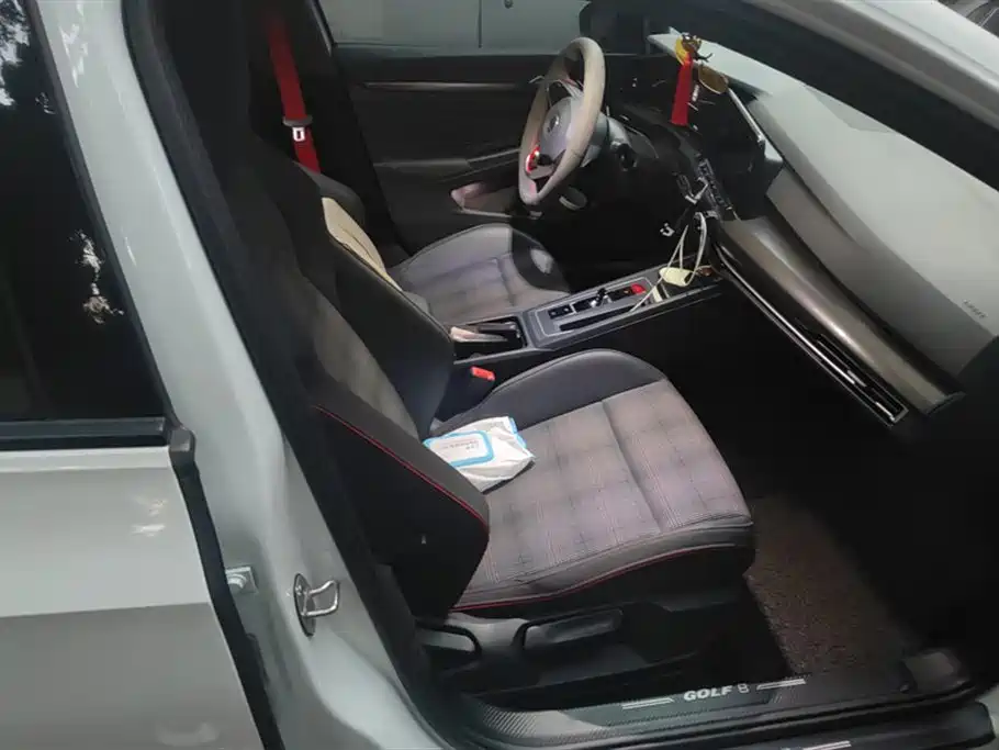 Golf GTI 2021 model 380TSI DSG GTI