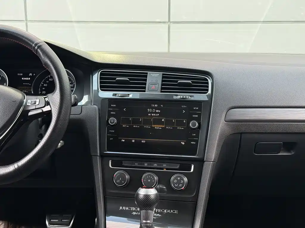 Golf imported 2019 model 1.8 TSI travel edition