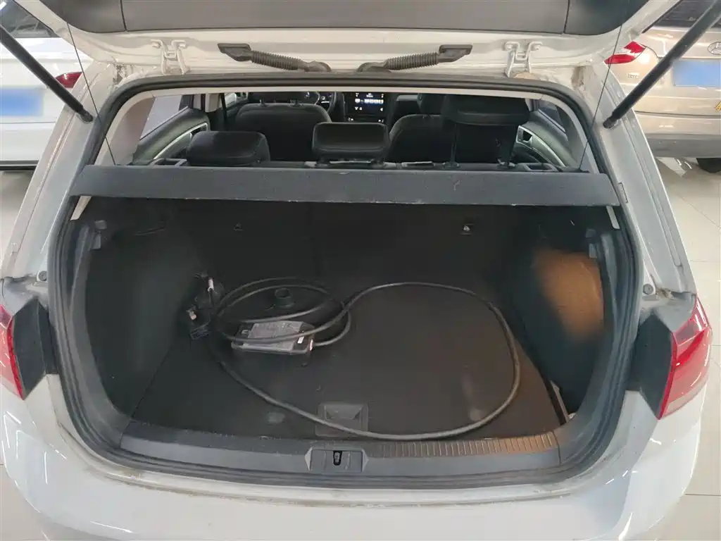 Фото машины 24