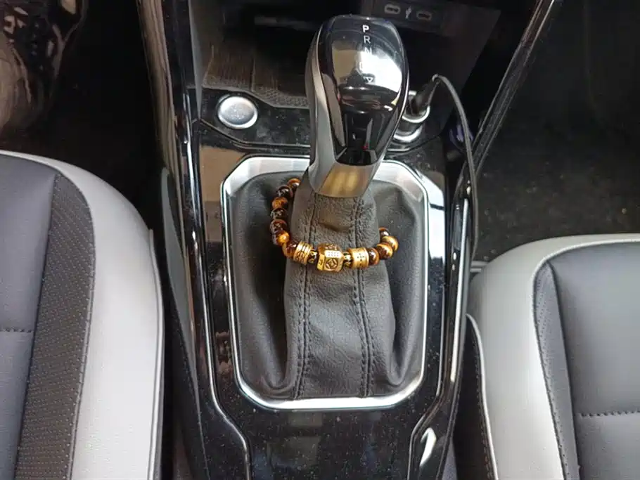 T-ROC Exploring Song 2023 300TSI DSG two-wheel drive Chenguang Version