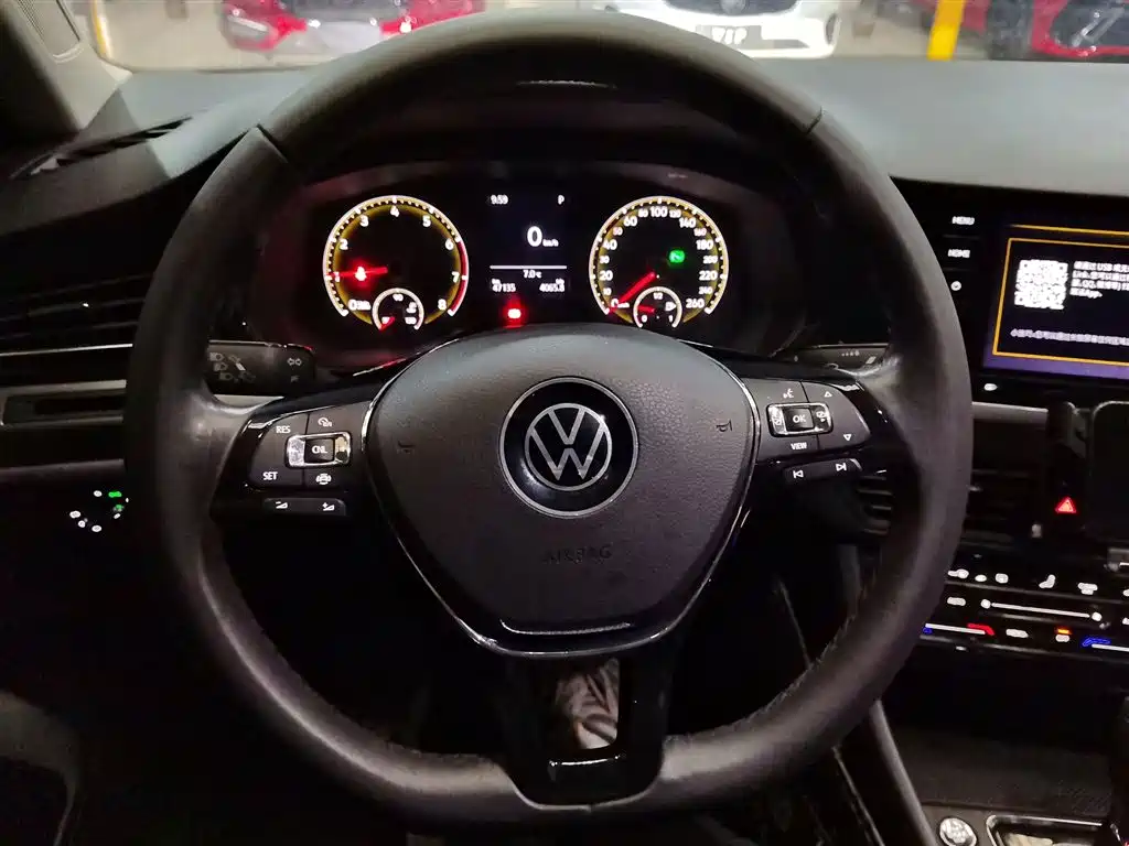 Bora 2021 1.5L Automatic Elite Smart Edition