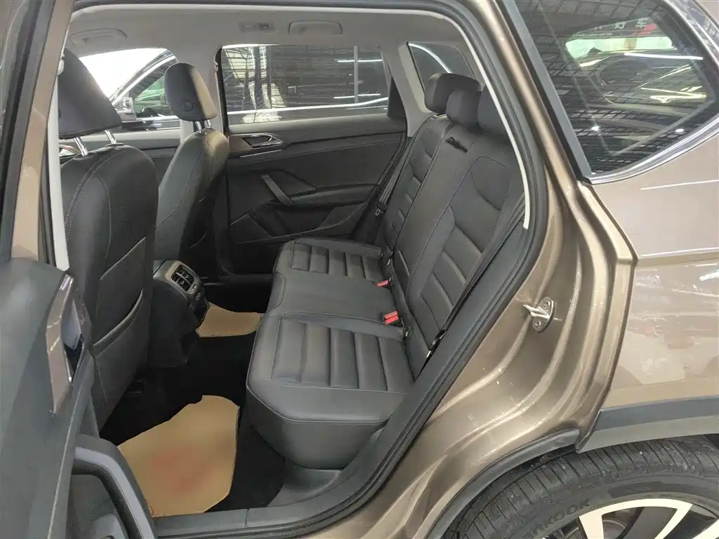 Tuyue 2019 330TSI four-wheel drive ultimate Edition Country VI