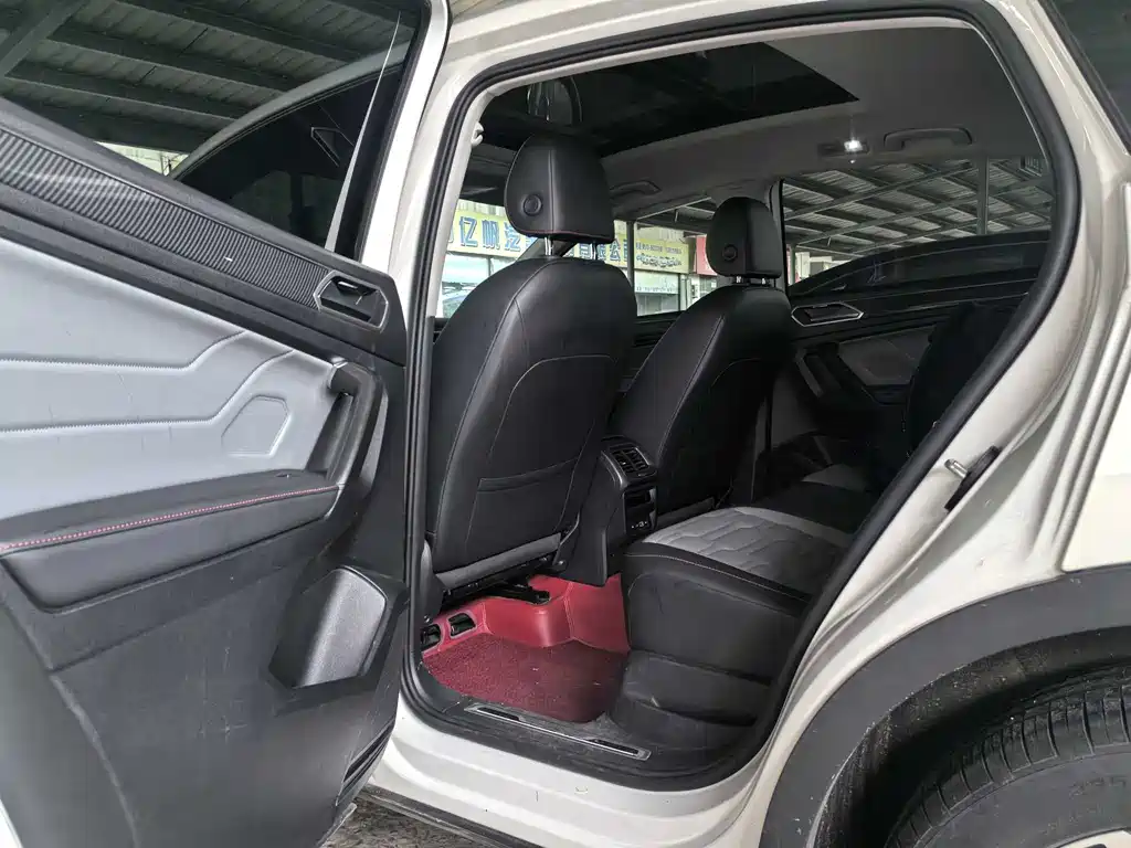 Tiguan X 2022 330TSI two-wheel drive Premium Edition