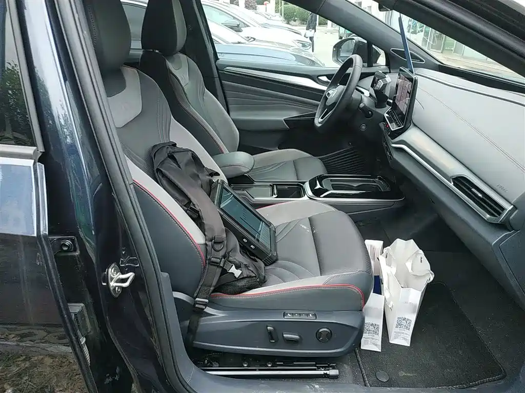 ID.4 CROZZ 2022 high-performance PRIME edition