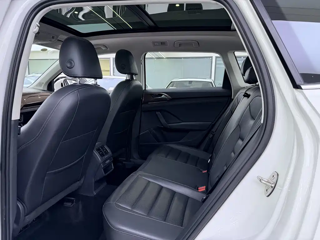 Tuyue 2019 330TSI four-wheel drive ultimate Edition Country VI