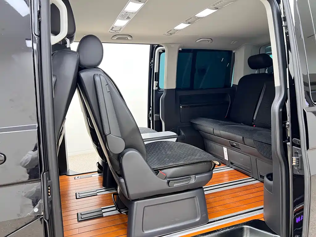 Фото машины 24