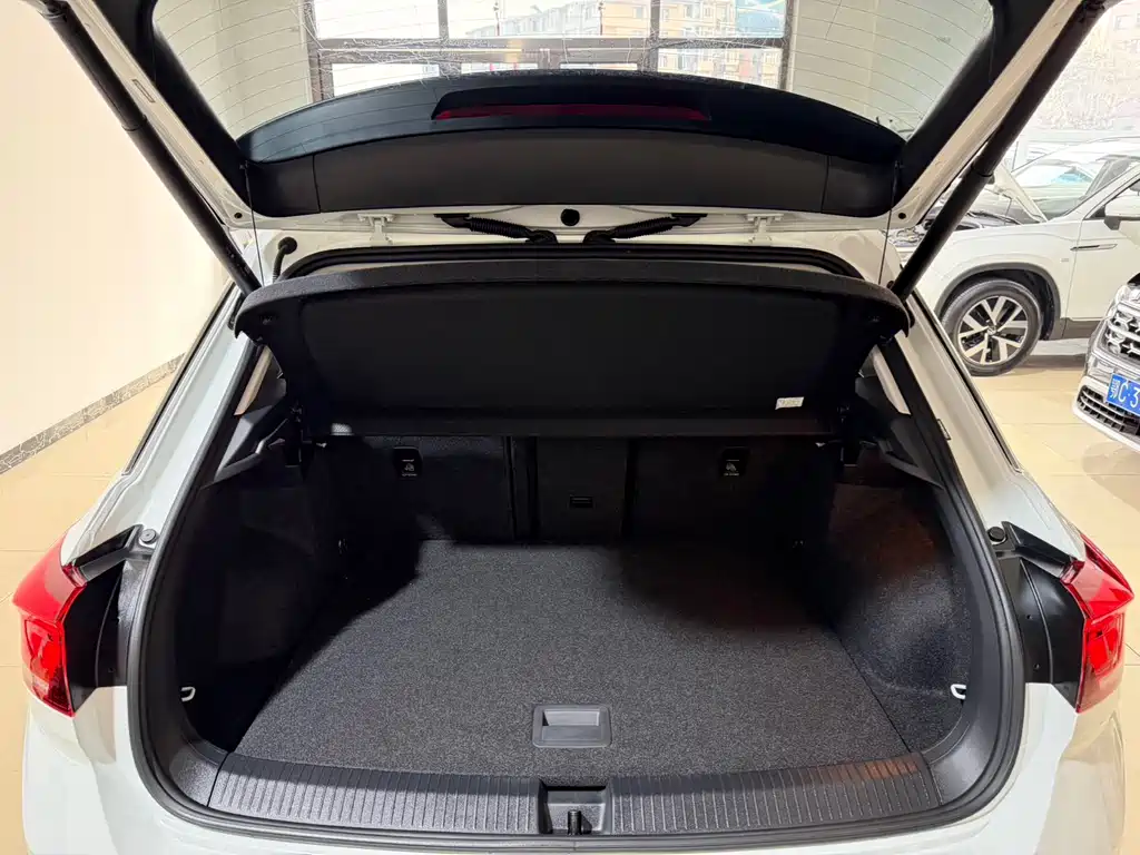 Фото машины 23