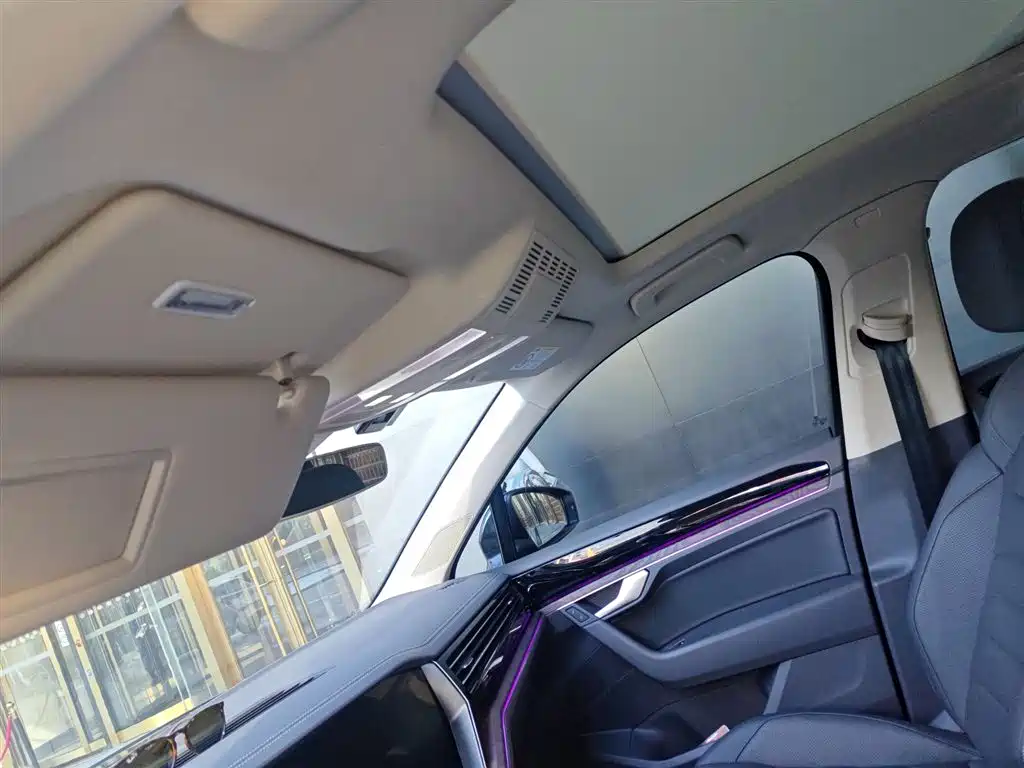 Touareg 2022 model 3.0 TSI Sharp Edition Yao Black Sports Suit