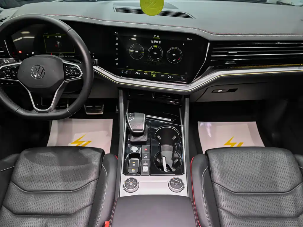 Touareg 2022 model 3.0 TSI Ruixiang 20th Anniversary Special Edition