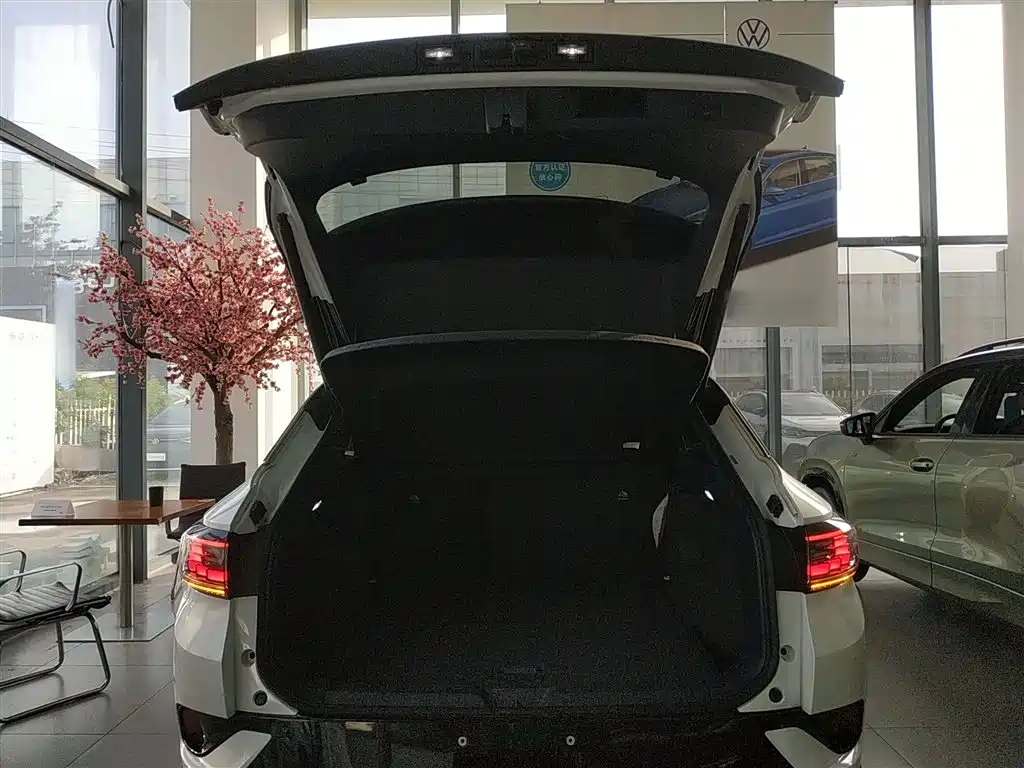 Фото машины 10