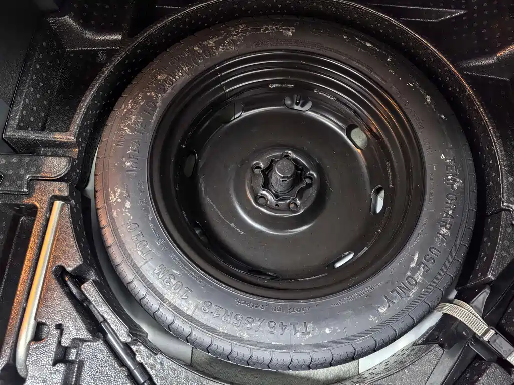 Tiguan L 2019 facelift 280TSI automatic two-wheel drive panoramic comfort version Country VI