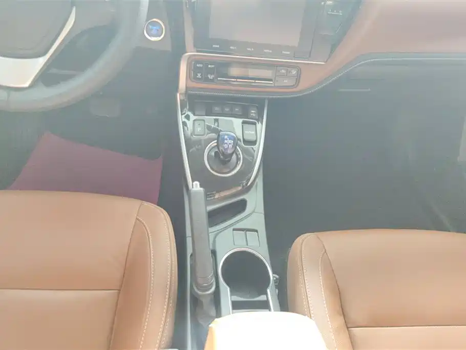 Corolla dual engine E+2019 1.8L E-CVT Deluxe Edition