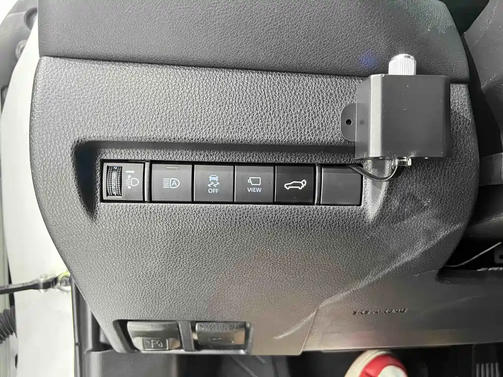 Lingfang HARRIER 2022 2.0L CVT two-wheel drive Exclusive Edition