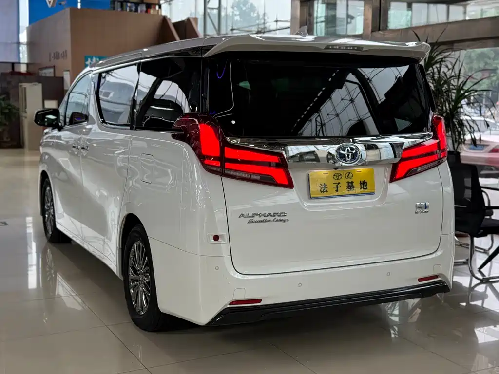 Фото машины 28