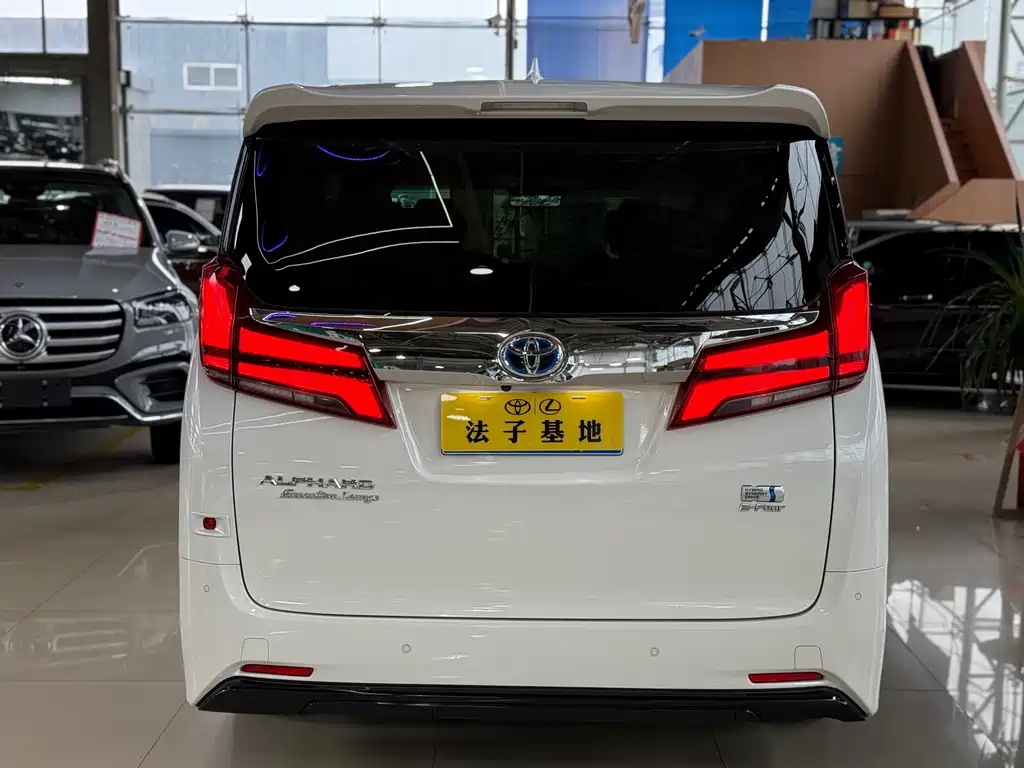 Фото машины 24