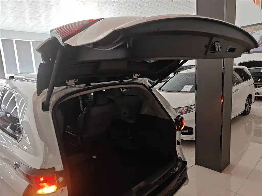 Grevia 2024 2.5L Hybrid Comfort Edition