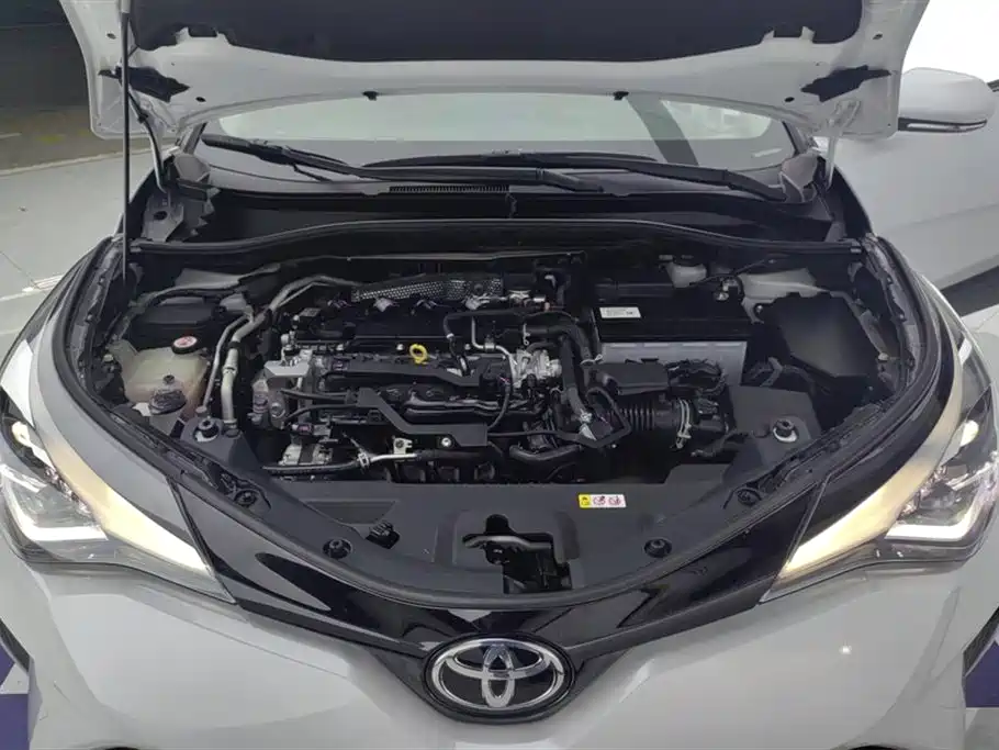 Toyota C-HR 2021 2.0L Deluxe Edition