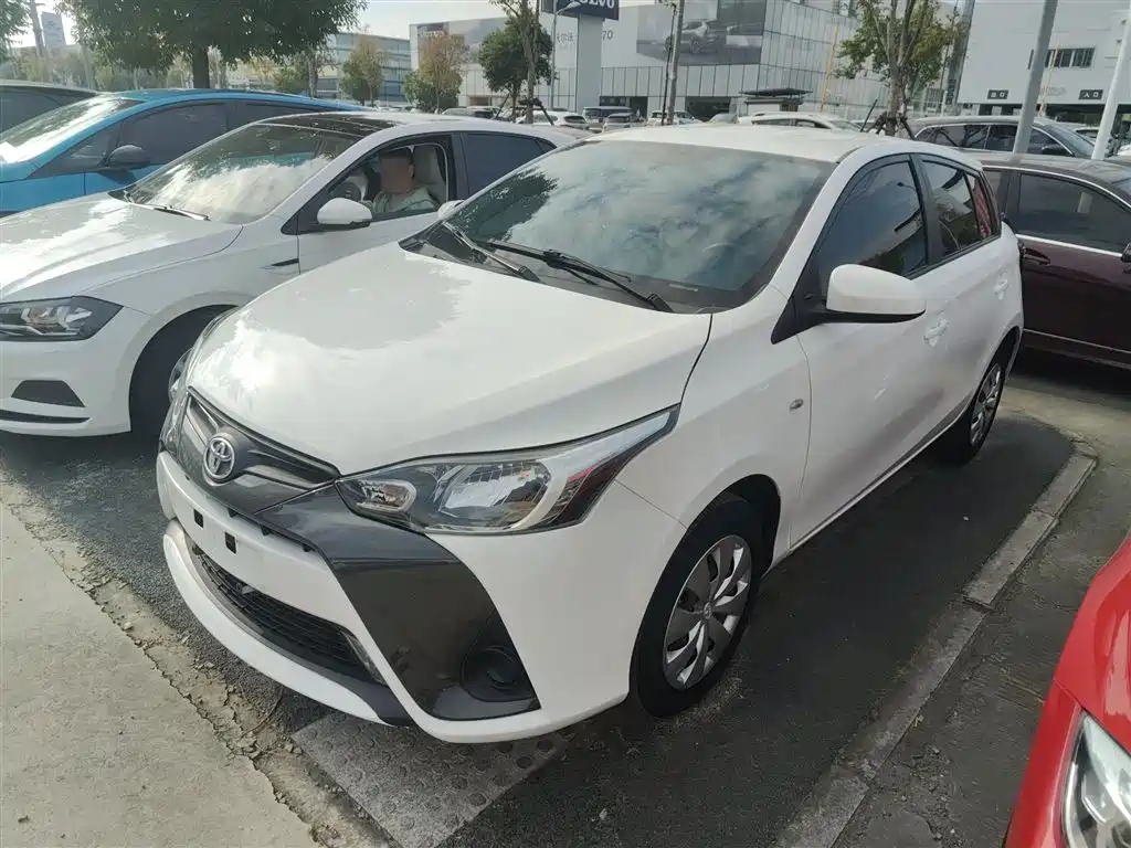 YARiS L Zhixuan 2022 1.5L CVT Leading PLUS Version