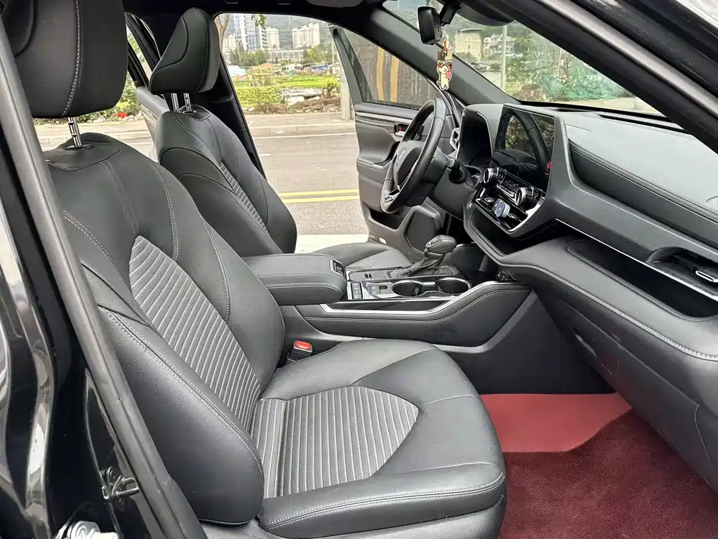 Crown Lufang 2021 2.5L HEV Four-wheel drive Premium Edition