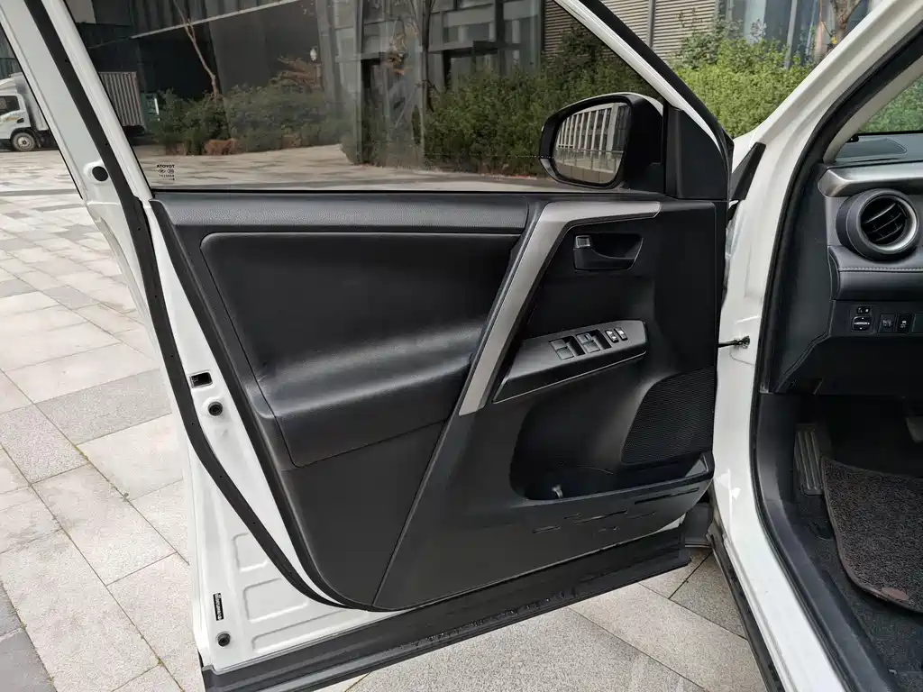 Фото машины 10