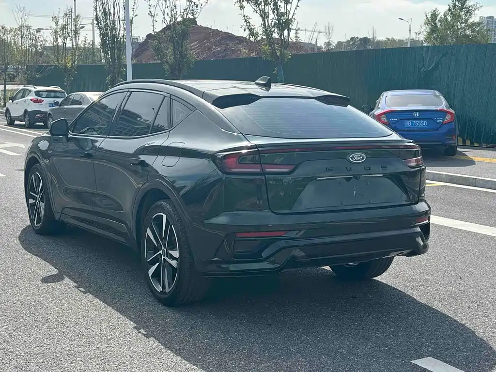 EVOS 2022 EcoBoost 245 ST-Line