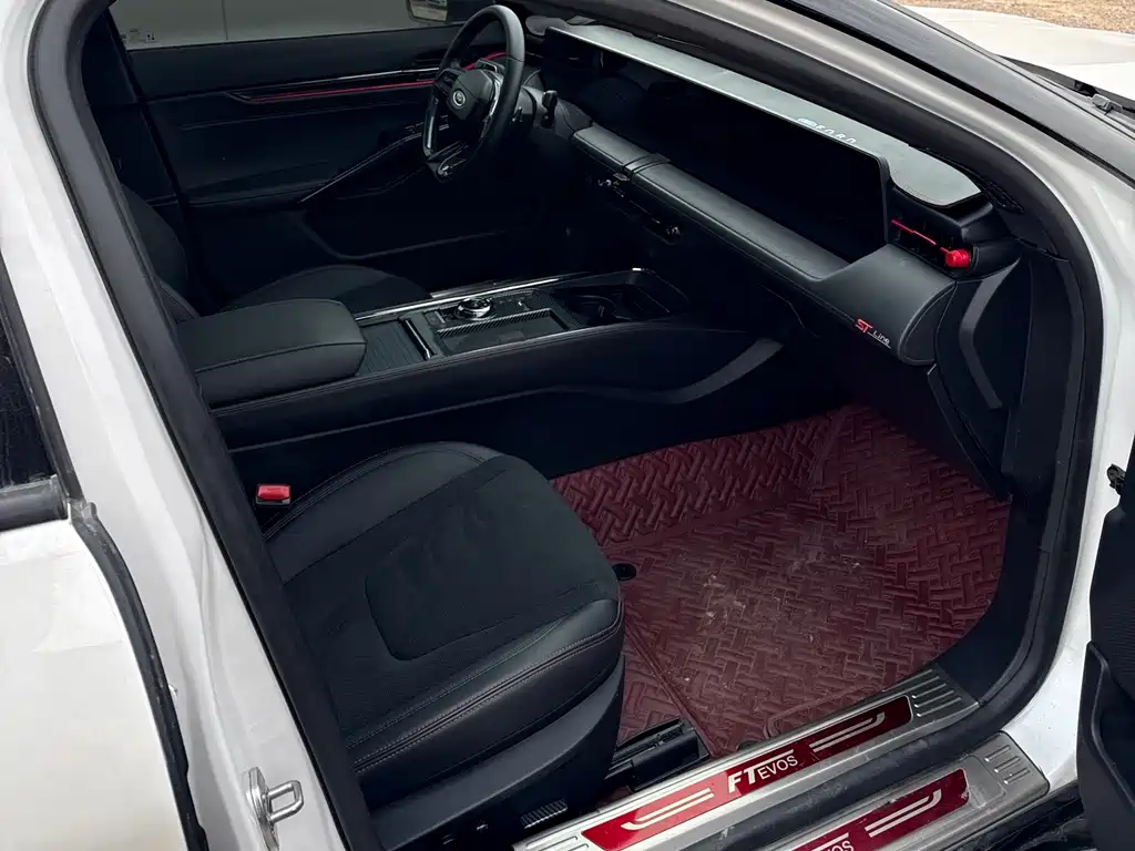 EVOS 2022 facelift EcoBoost 245 ST-Line