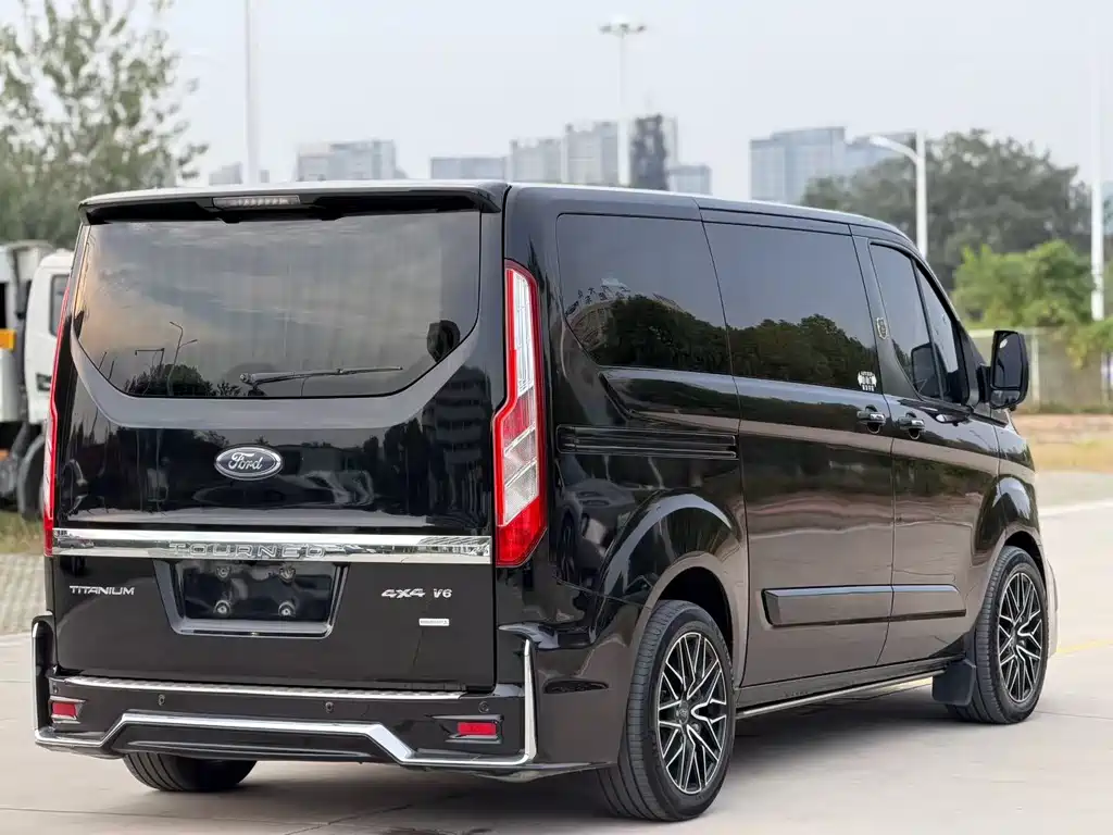 Touruiou 2020 2.0T Automatic Elite Edition Country VI