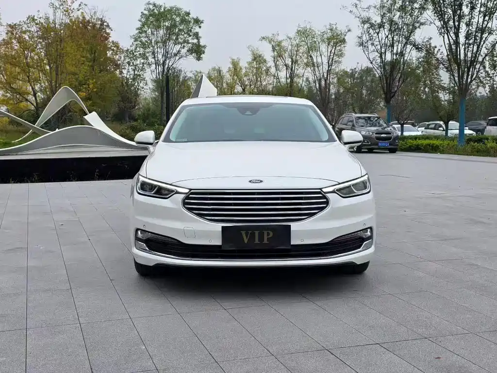 Taurus 2019 EcoBoost 245 Premium Edition