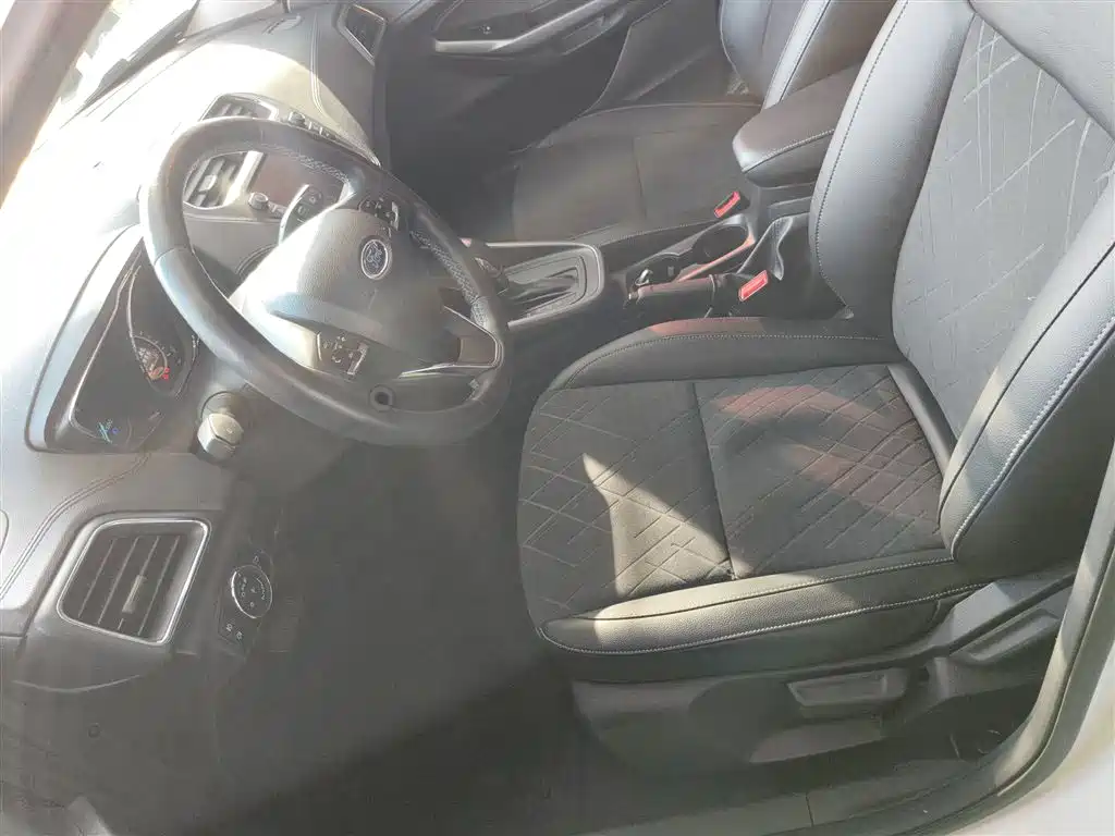 Furuisi 2019 facelift 1.5L automatic enjoyment type Country VI