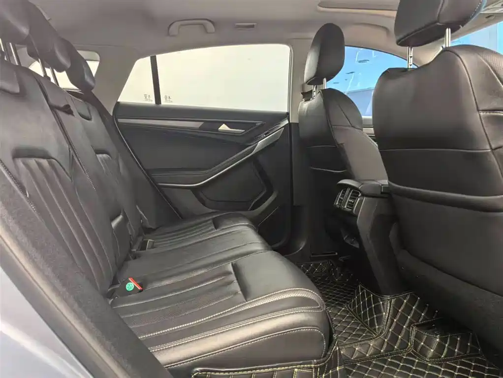 Collar 2020 Collar S EcoBoost 145 CVT Platinum Collar Type