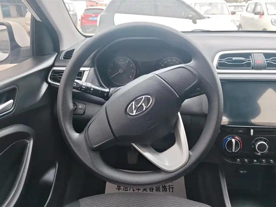 Rena 2020 1.4L manual GL refreshed new version