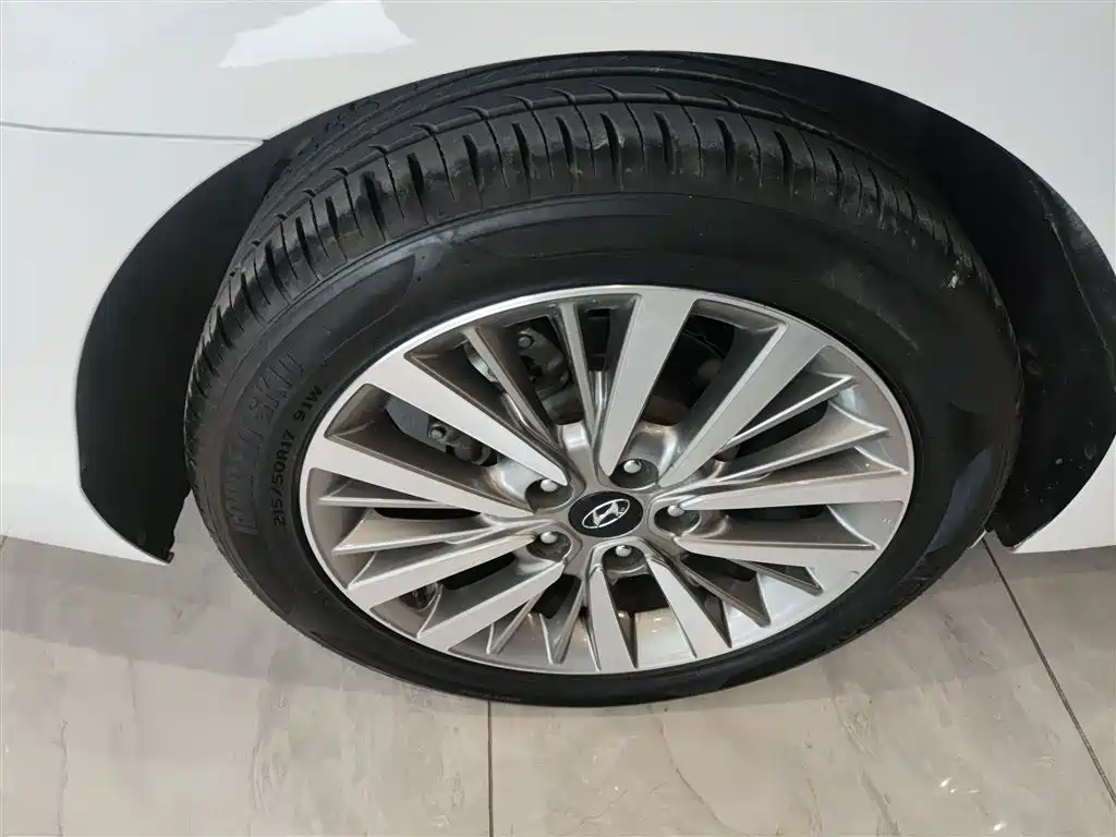 Фото машины 22