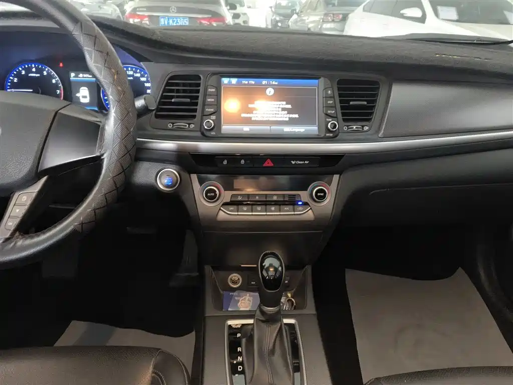 Famous picture 2019 model 1.8L automatic intelligent GLS commemorative model country VI