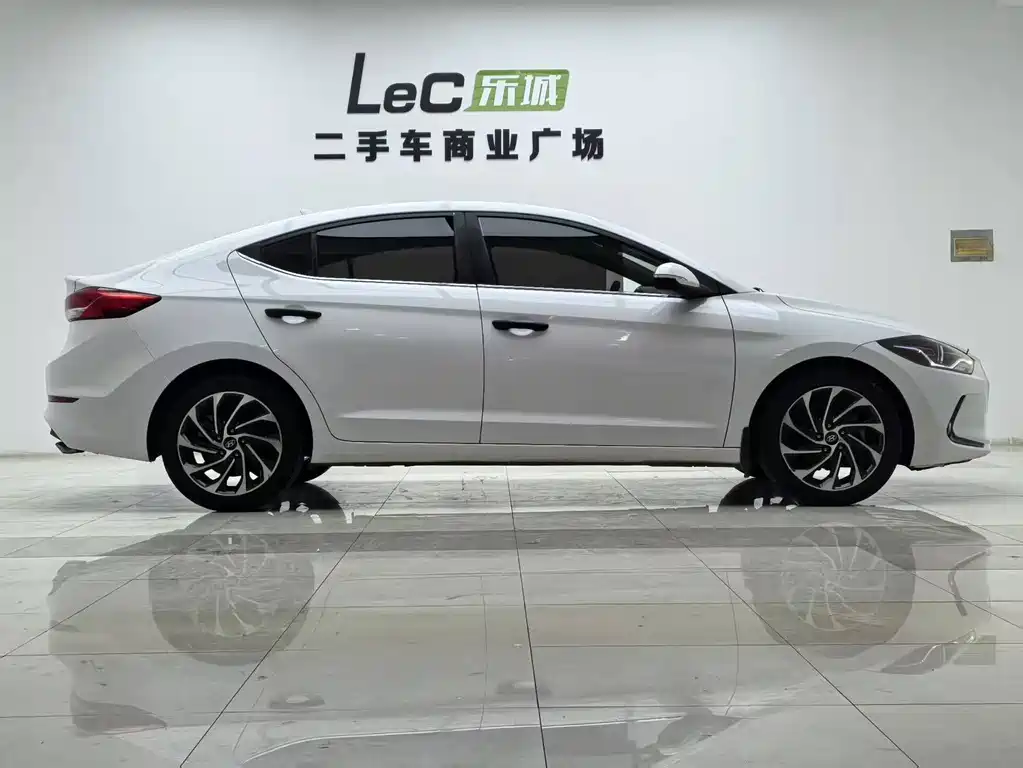 Leading the 2020 model 1.4T dual clutch dazzling*dynamic type