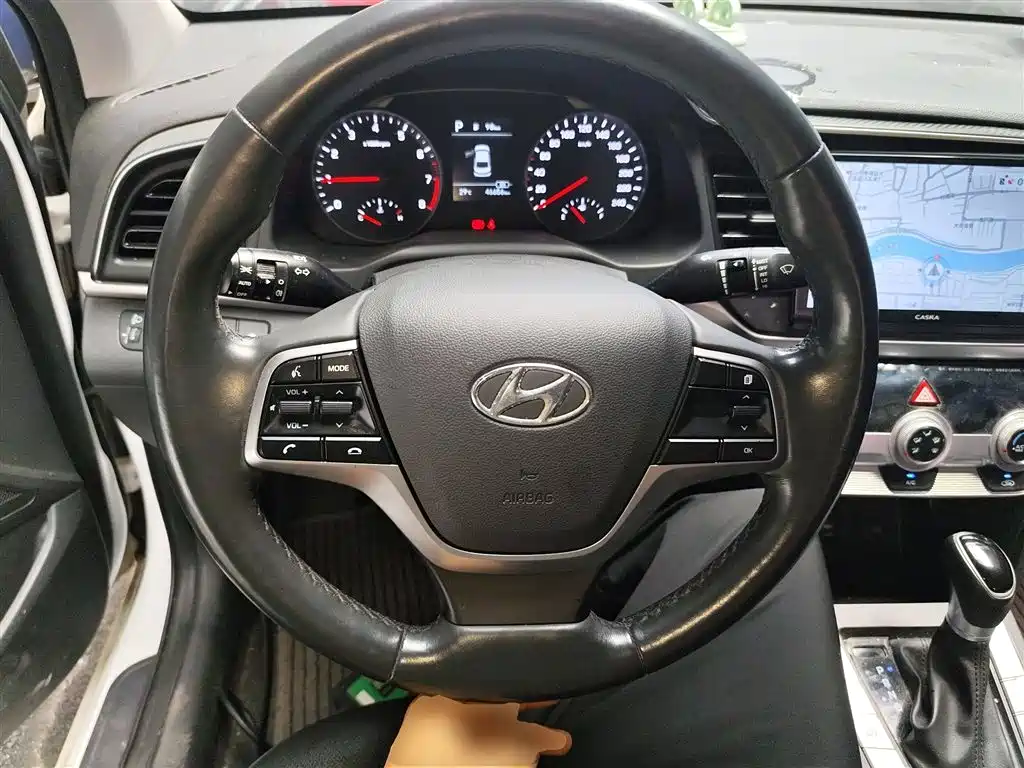 Leading the 2020 1.5L CVT Smart Hyun*Elite type