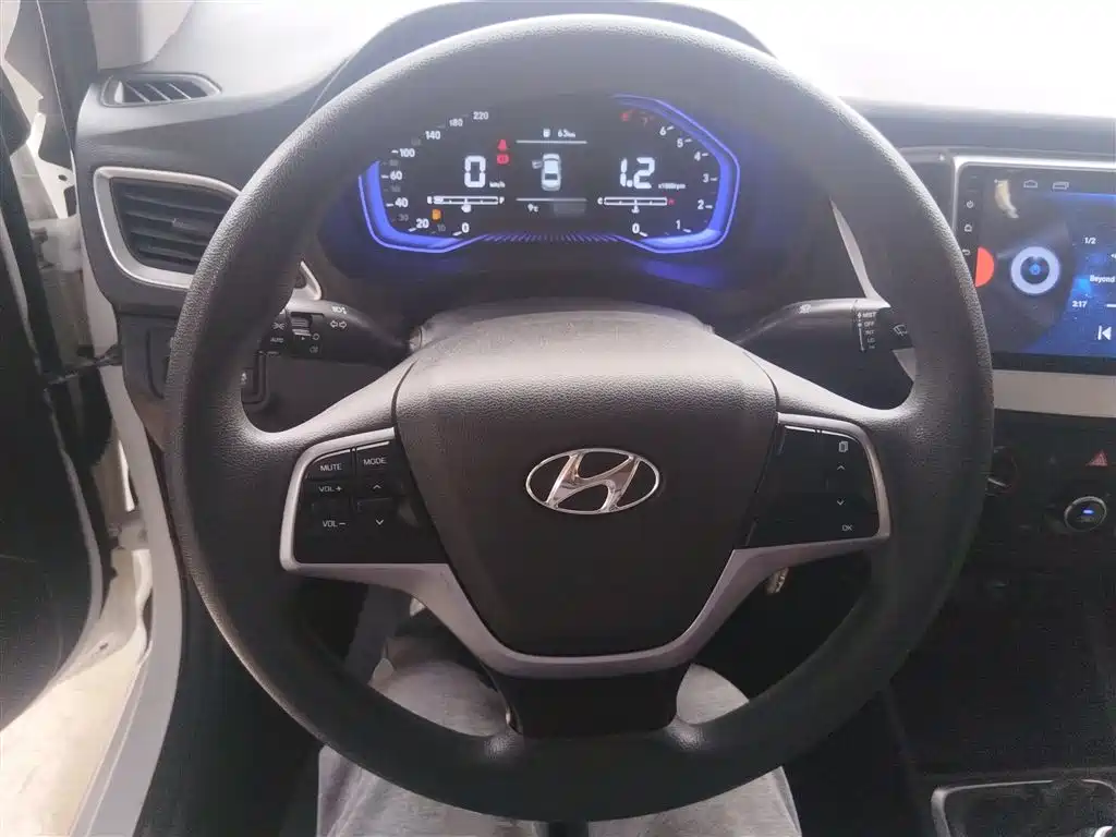 Accept the 2020 1.4L manual GLS cool version