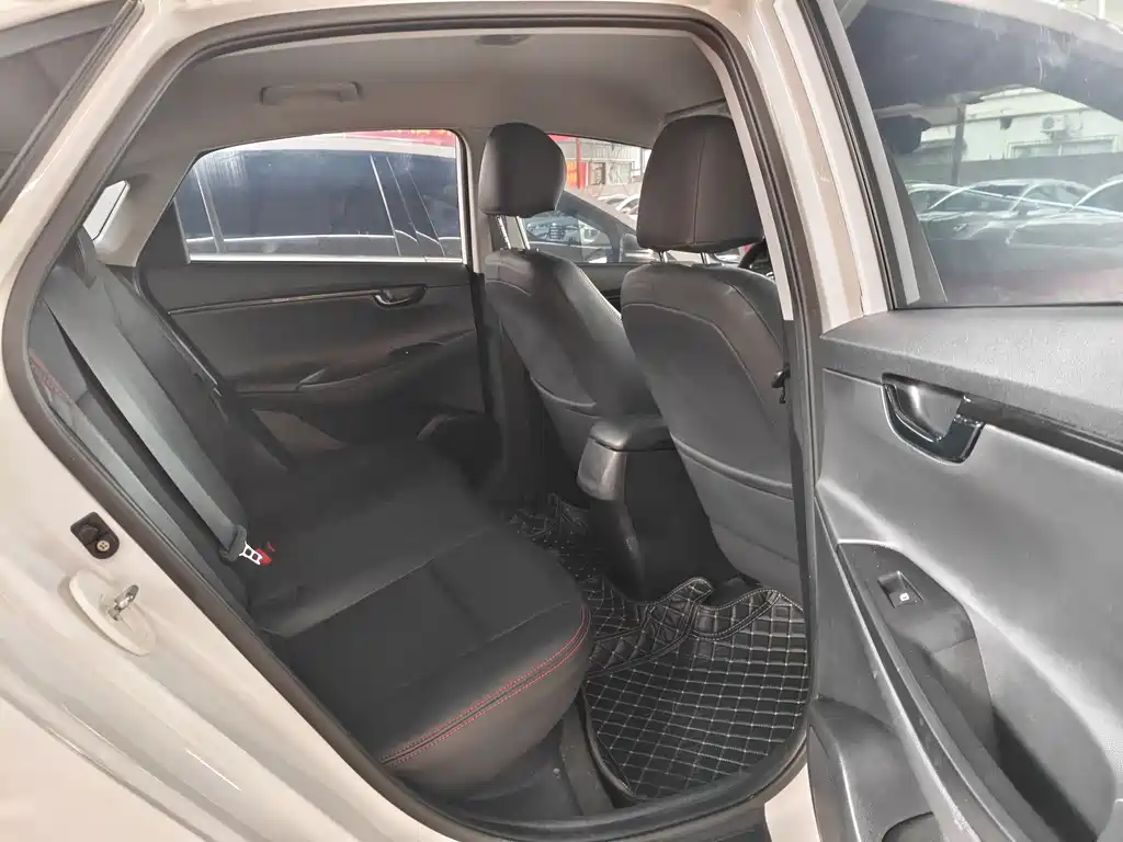 Yuedong 2020 1.6L automatic GL pleasing to the eye version