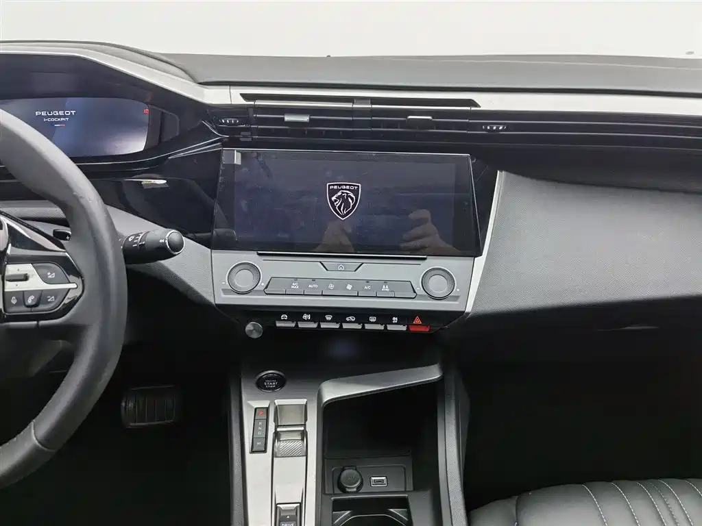 Peugeot 408X 2023 Gravity Version