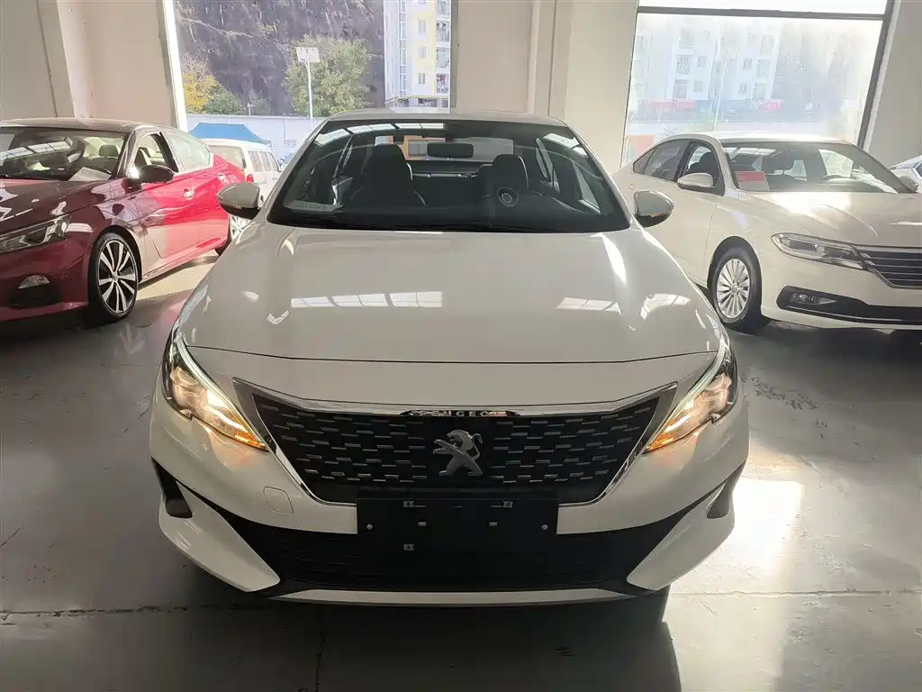 Peugeot 408 2019 360THP automatic Deluxe Edition Country VI
