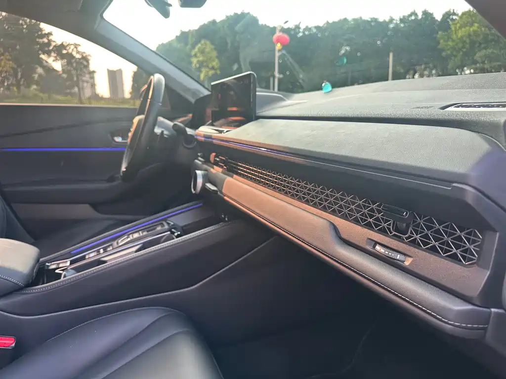 Фото машины 23