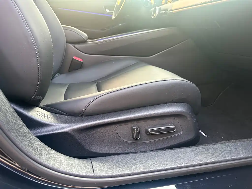 Фото машины 24