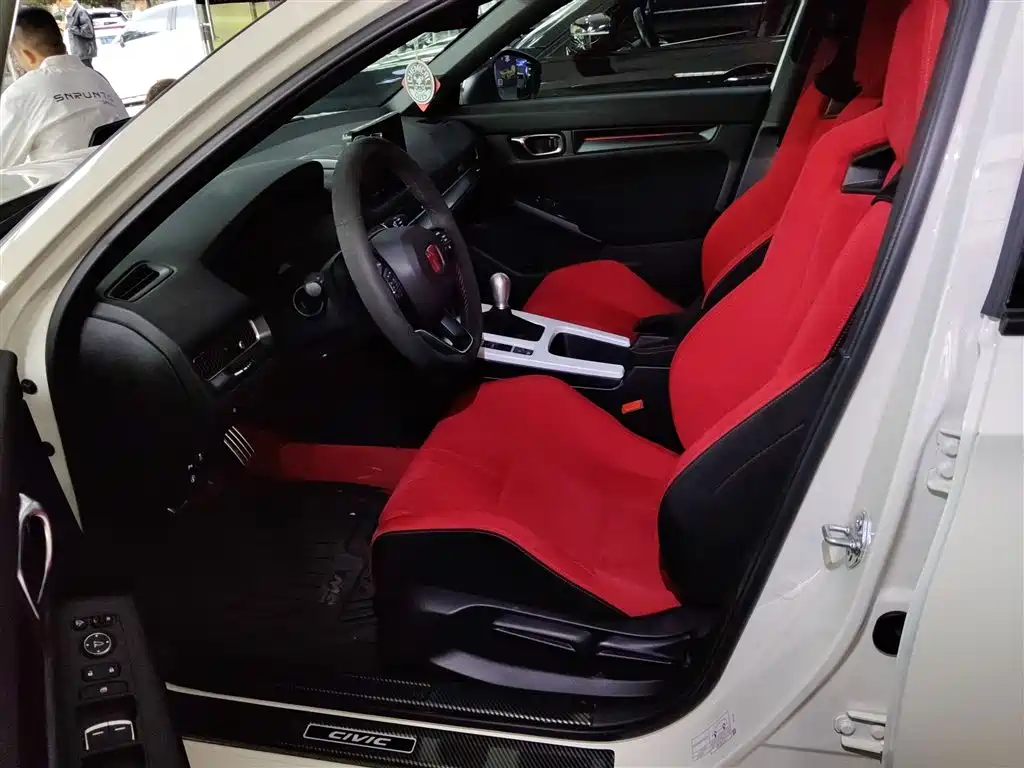 Фото машины 24