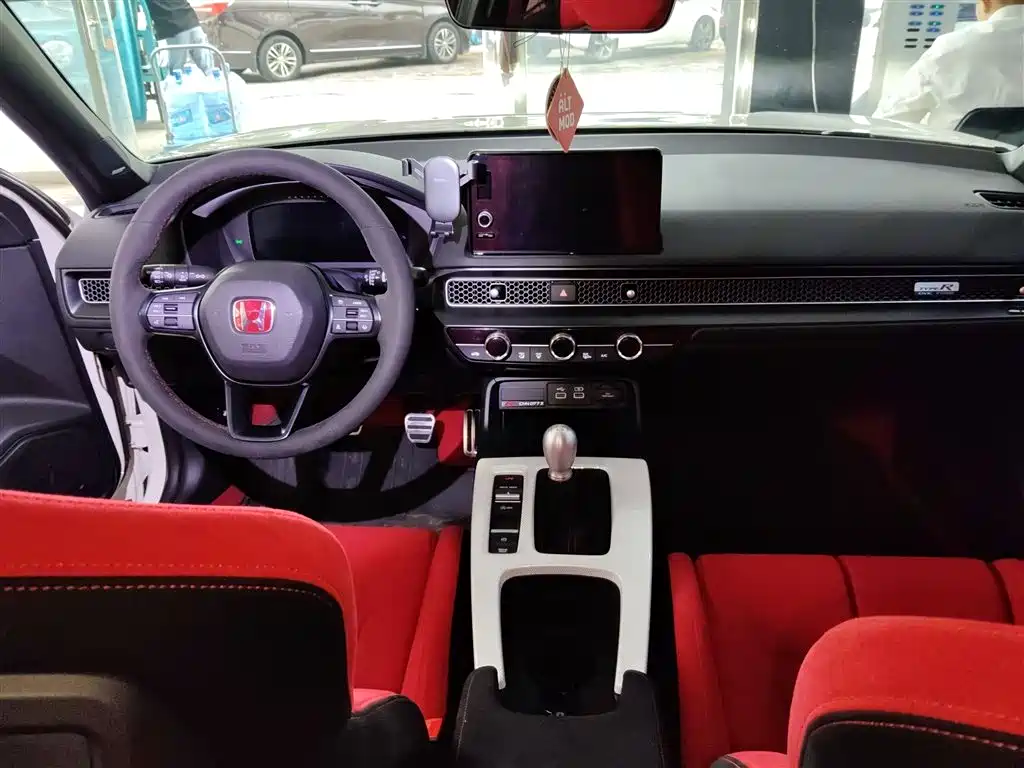 Фото машины 25