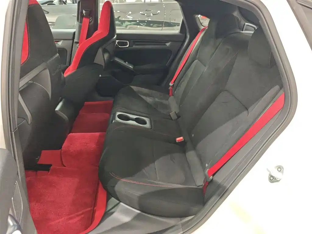 Фото машины 24